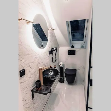 Exquisites Loft Mit Whirlpool