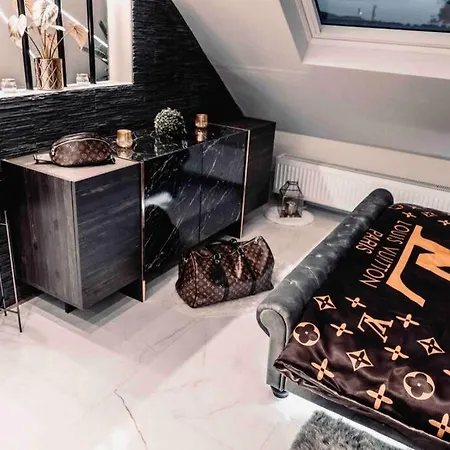 Exquisites Loft Mit Whirlpool