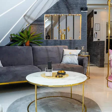 Exquisites Loft Mit Whirlpool Apartament *