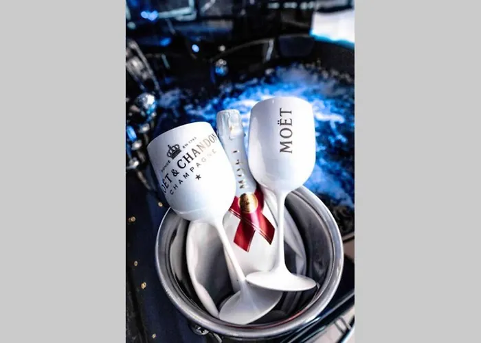 شقة Exquisites Loft Mit Whirlpool هاغين