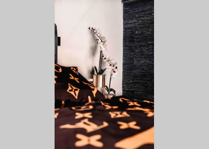 Exquisites Loft Mit Whirlpool شقة